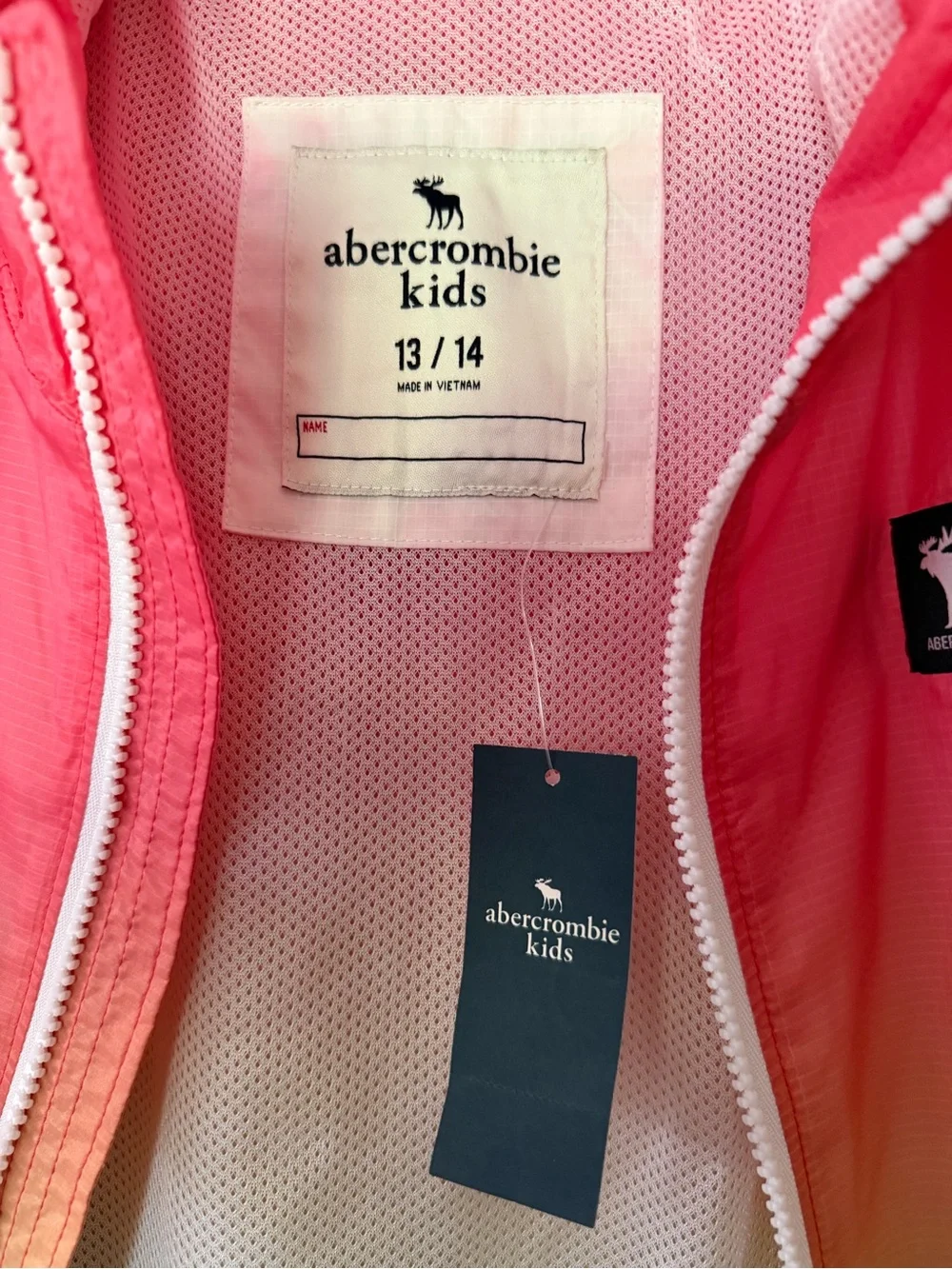NEW Abercrombie & Fitch Hooded Windbreaker